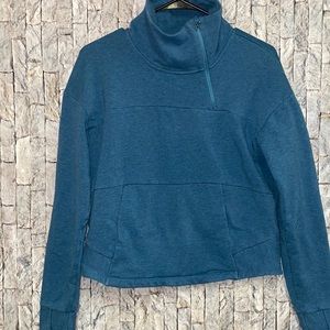 The north face pullover sweater medium blue